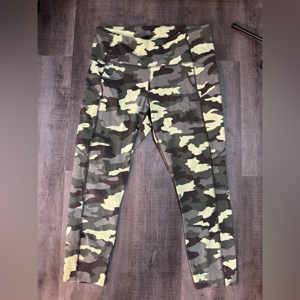 lululemon athletica Camo Leggings in Green & Tan